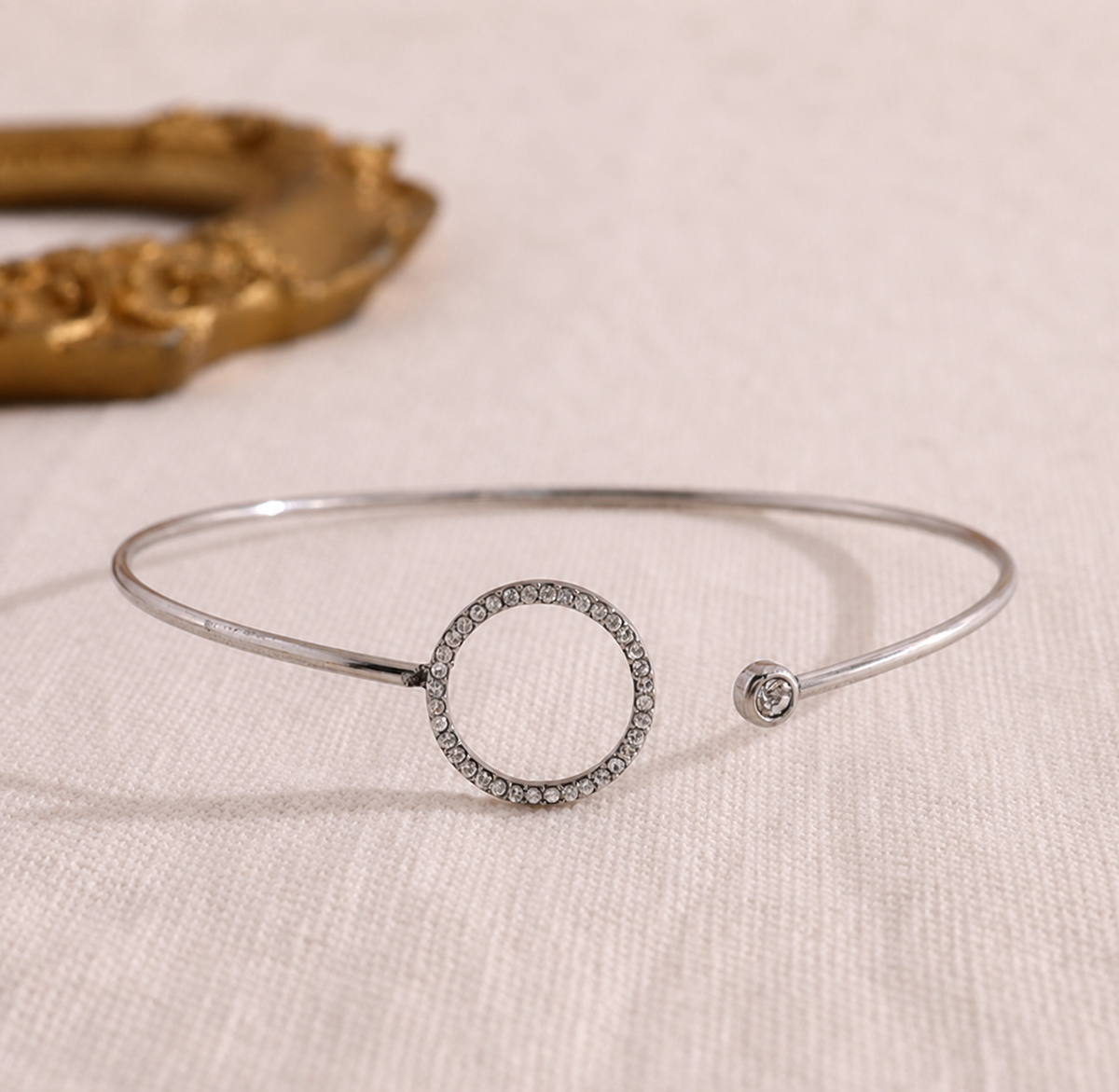 Brazalete con círculo y circonitas - brazalete de joyería al por mayor