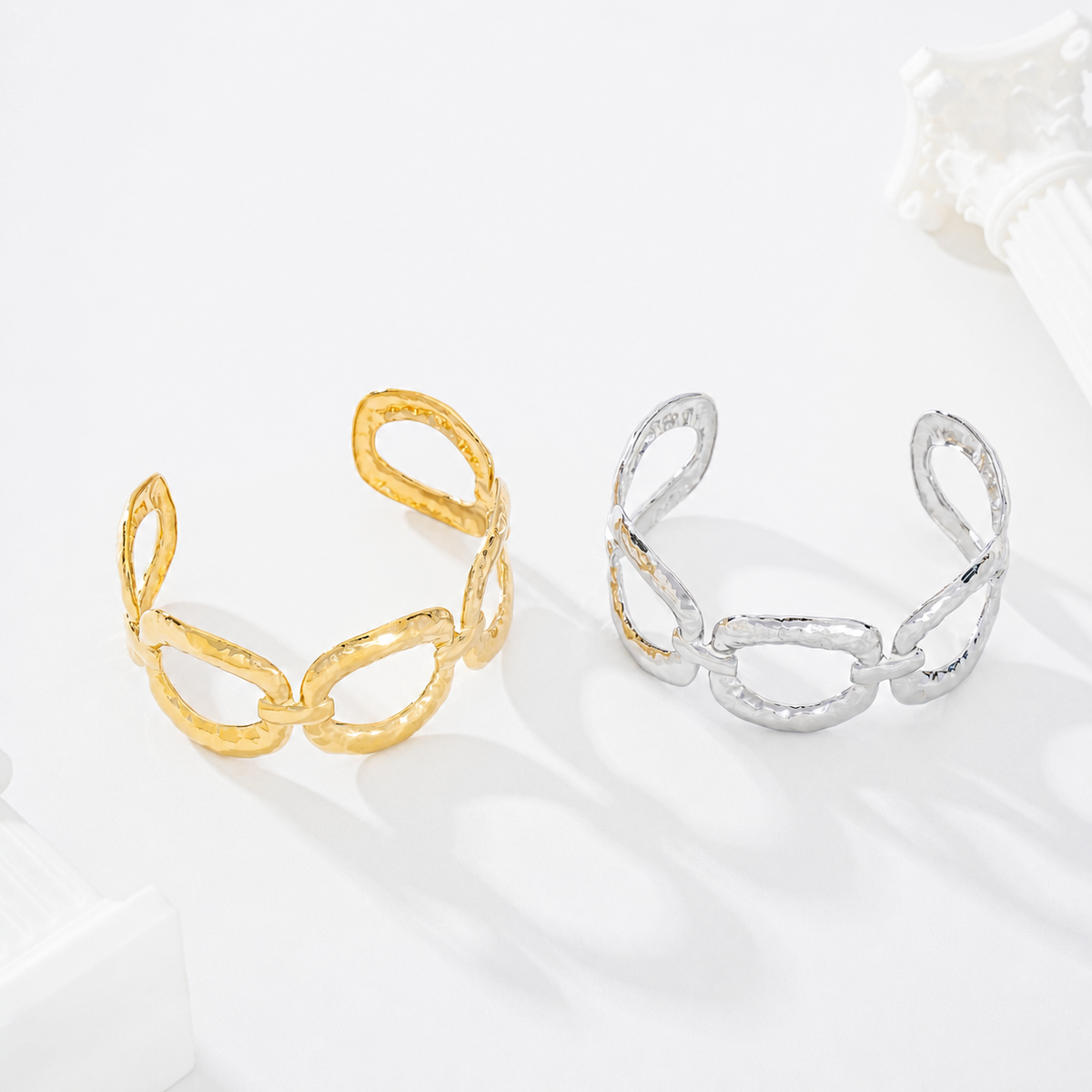 Brazalete con aros textura - brazalete de joyería al por mayor