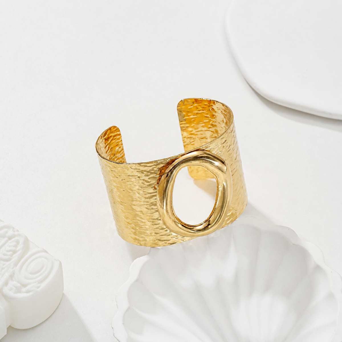 Brazalete con aro central - brazalete de joyería al por mayor