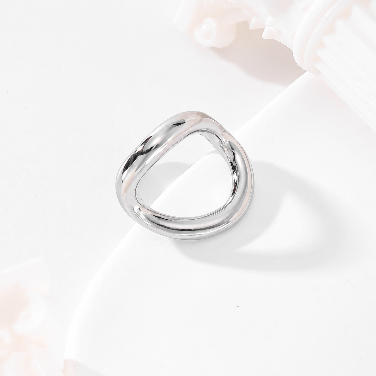 Anillo ajustable de aro irregular - anillo de joyería al por mayor