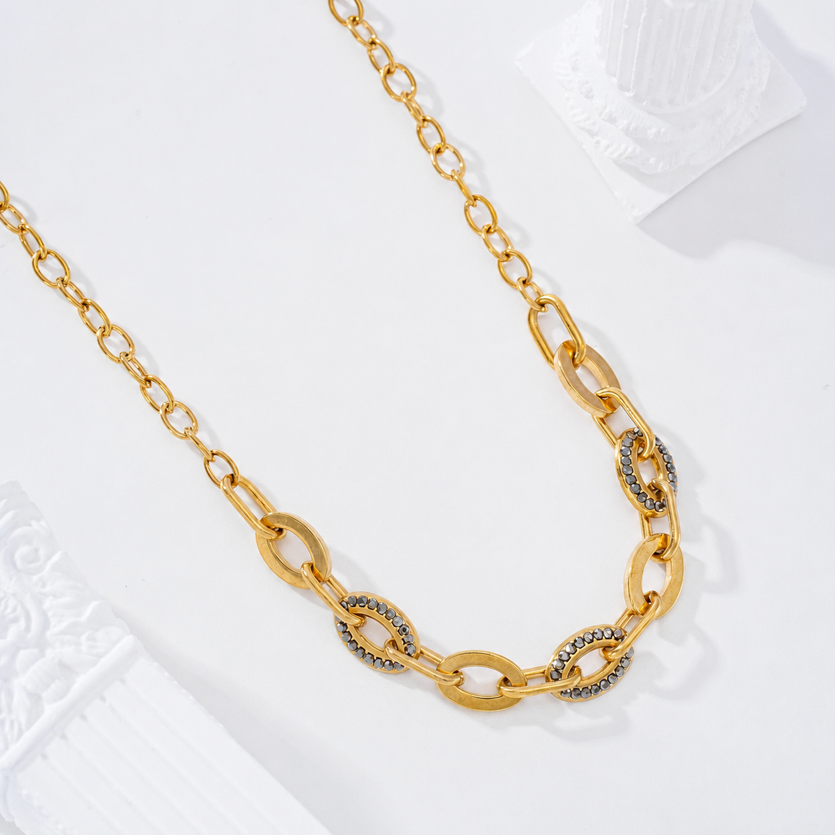 Collar con detalles ovalados y circonitas - collar de joyeria al por mayor