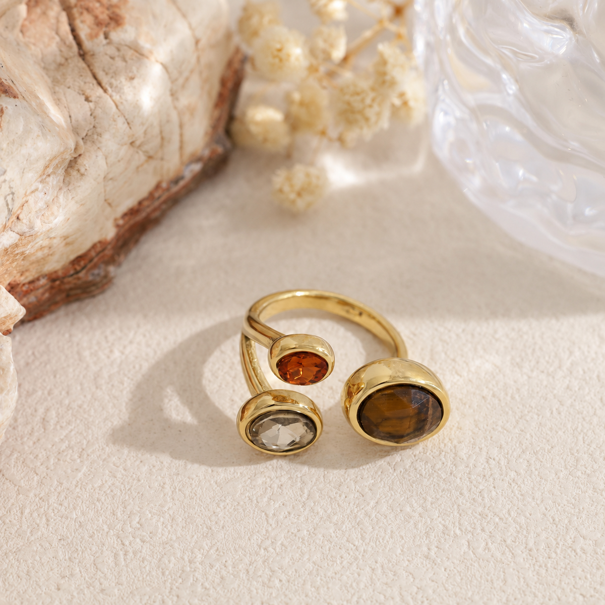 Anillo abierto dorado con piedras de colores - anillo de joyería al por mayor