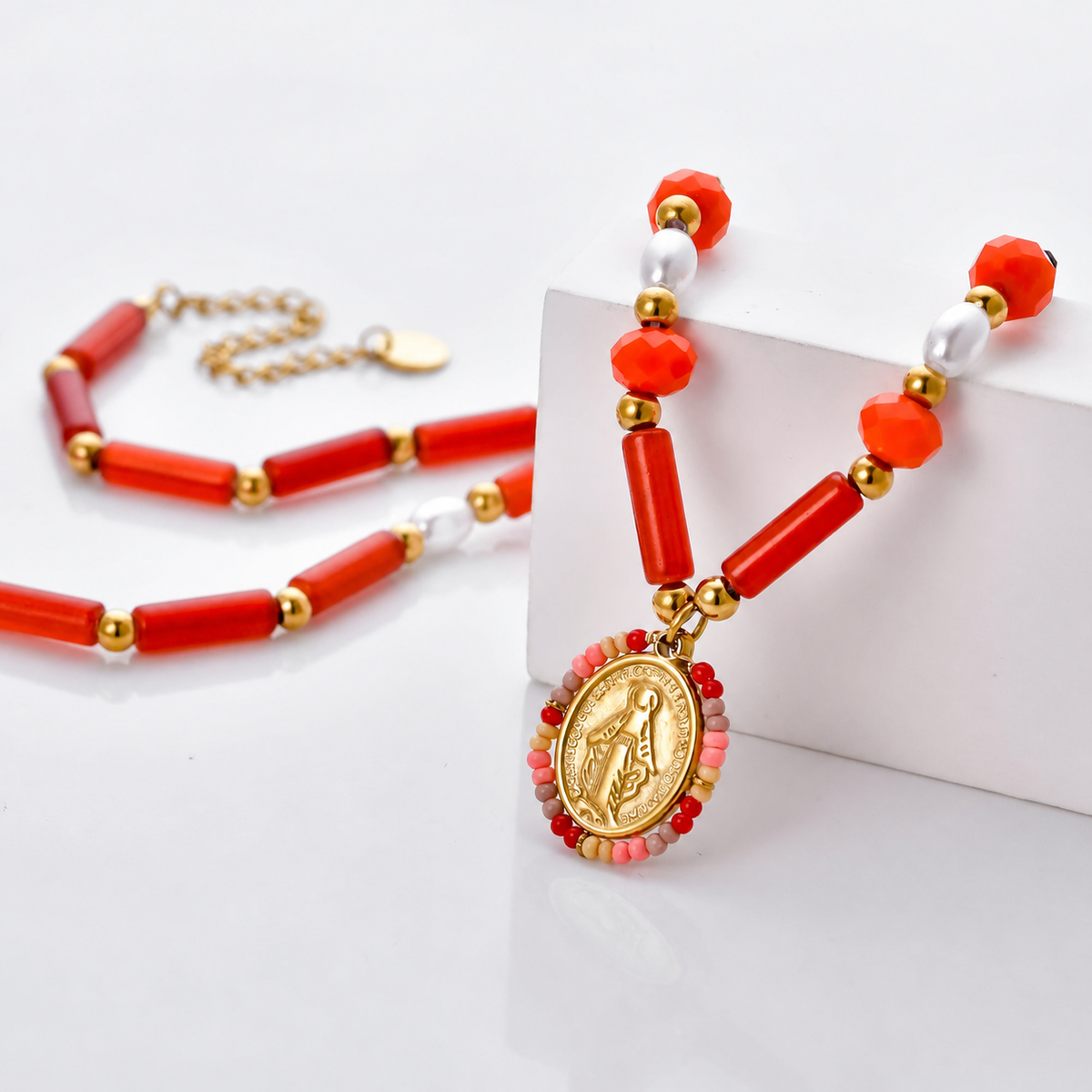 Collar Virgen Milagrosa color - collar de joyeria al por mayor