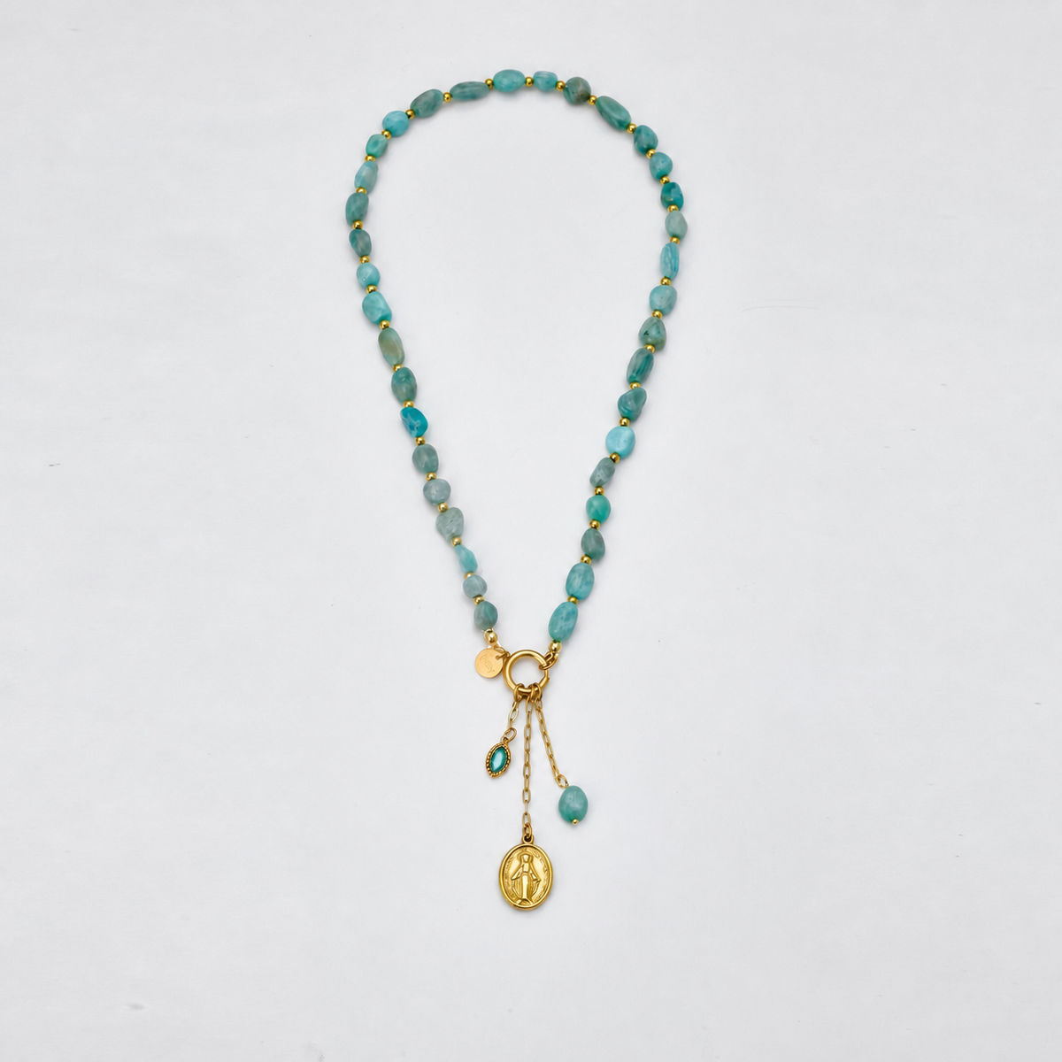 Collar piedras con charms y Virgen Milagrosa - collar de joyeria al por mayor