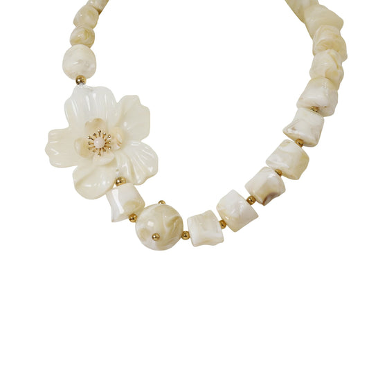 Collar de resina